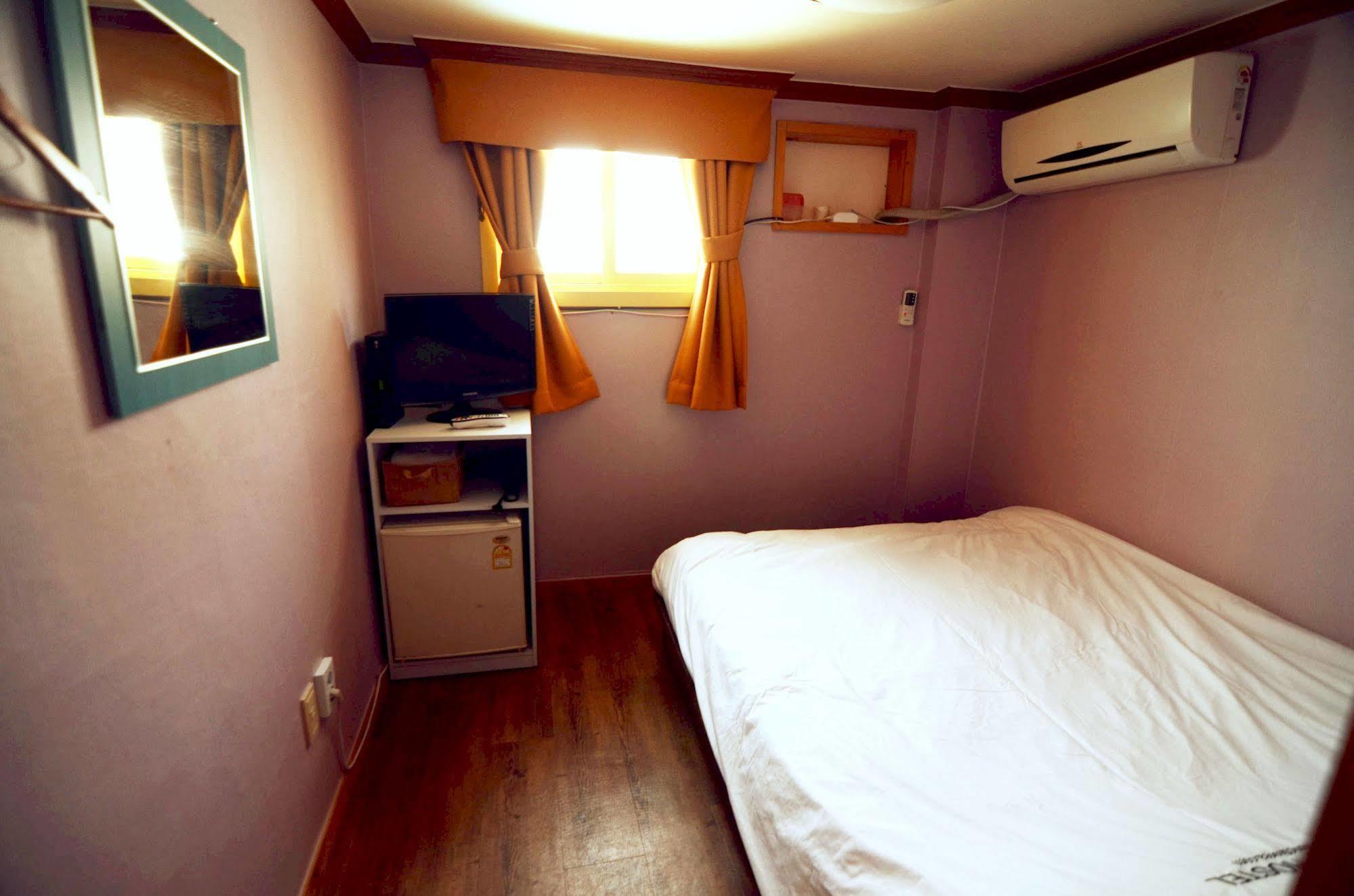 YaKorea Hostel Itaewon Seul Exterior foto